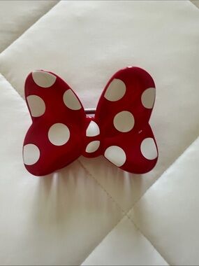 Disney Minnie Mouse Red Polka Dot Bow Hair Clip claw. Purchased from WOD